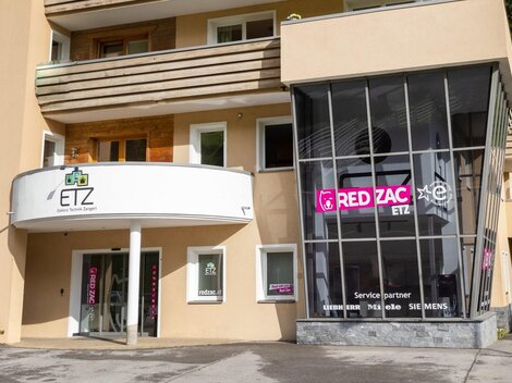 Elektrogeschäft - Red Zac