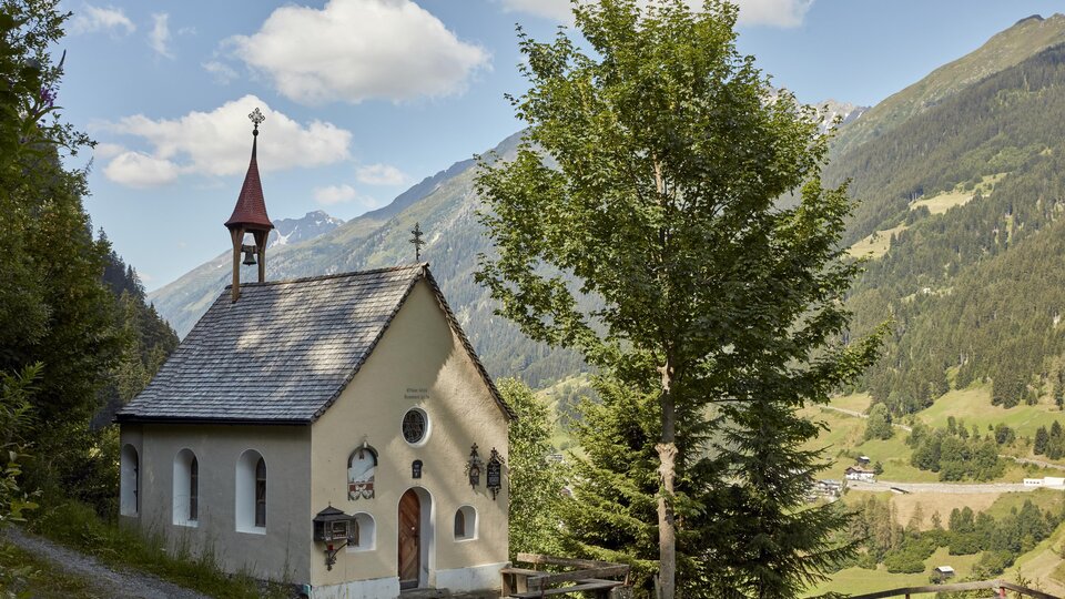 Rotwegkapelle-Sommer